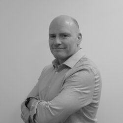 Richard_Edit 01 CROP